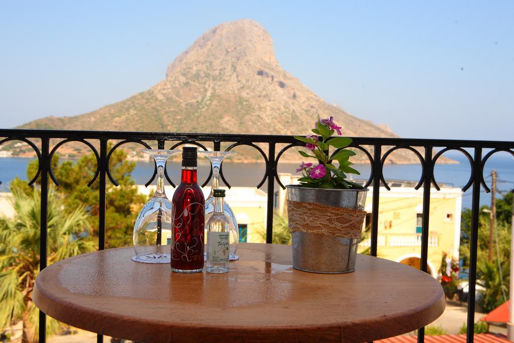 Vouros Palace Massouri Extérieur photo