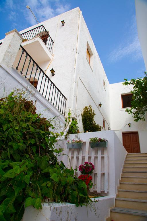 Vouros Palace Massouri Extérieur photo