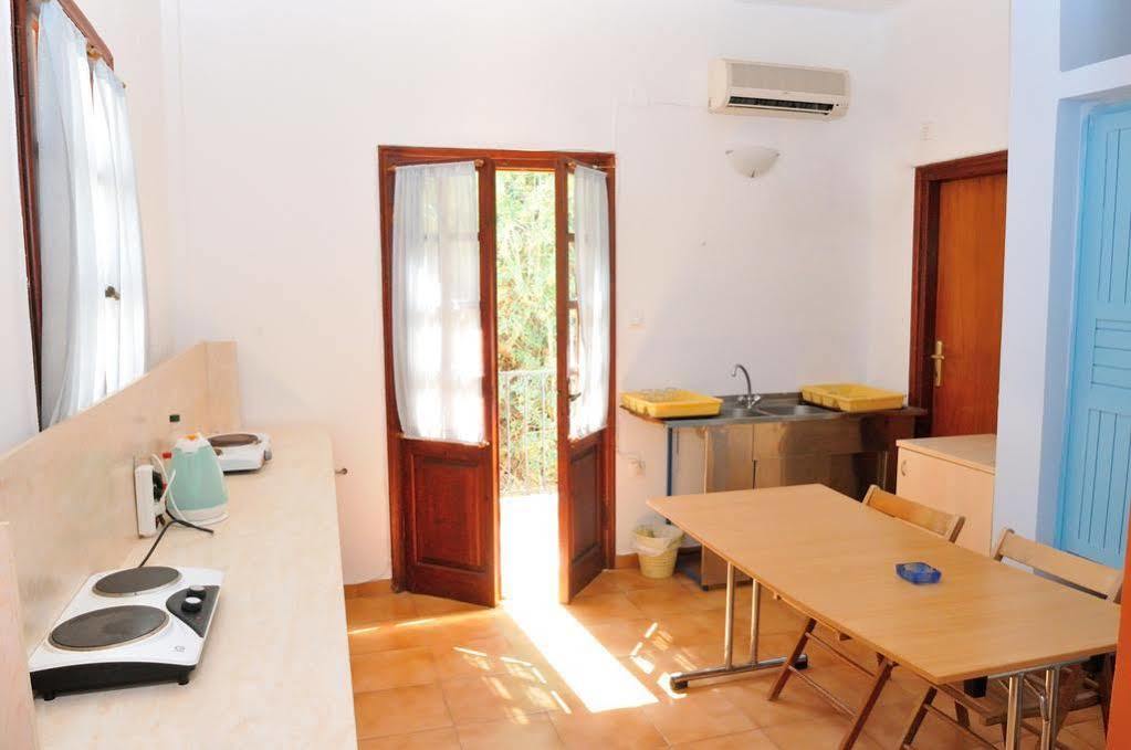 Vouros Palace Massouri Extérieur photo