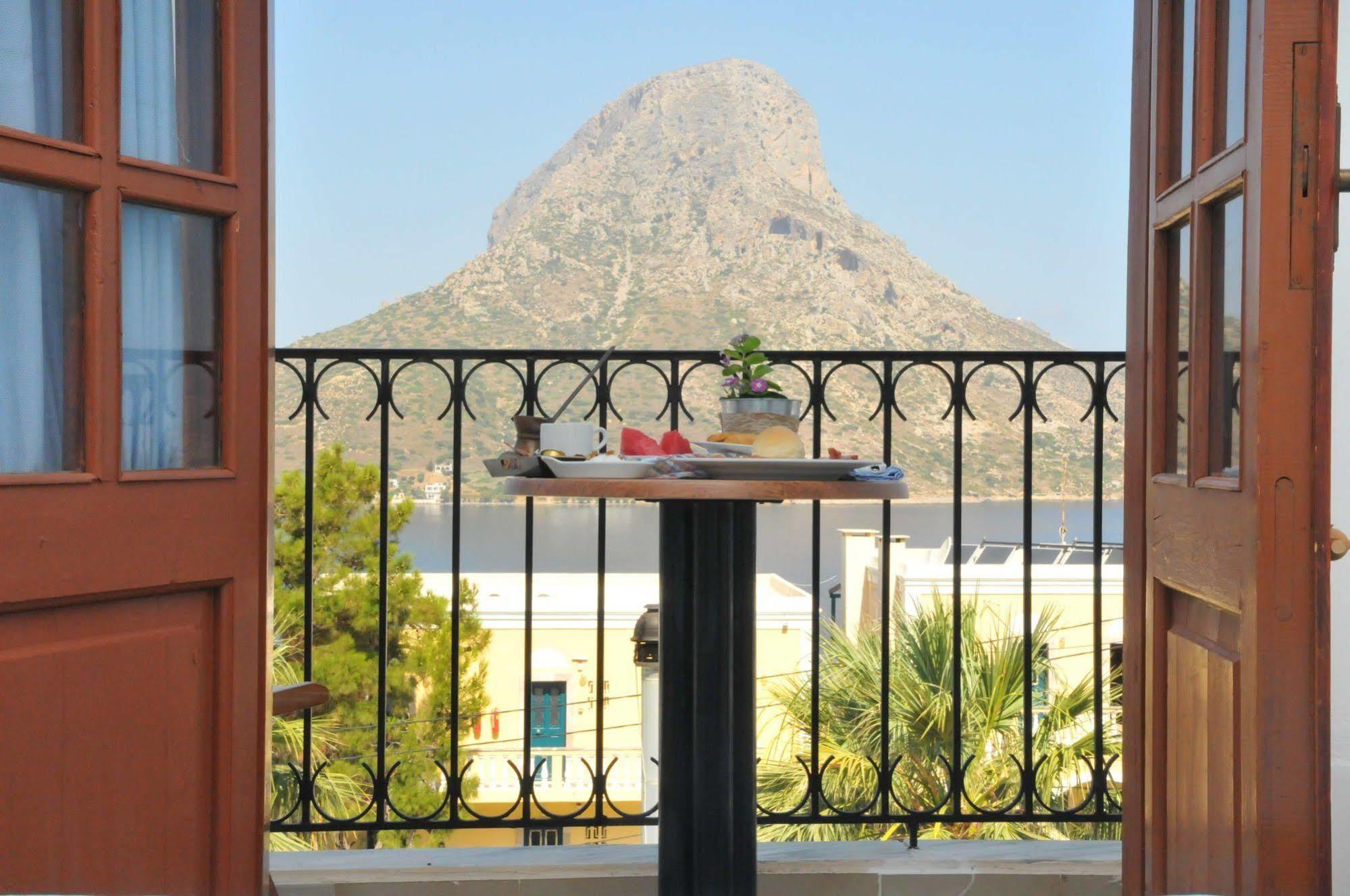 Vouros Palace Massouri Extérieur photo