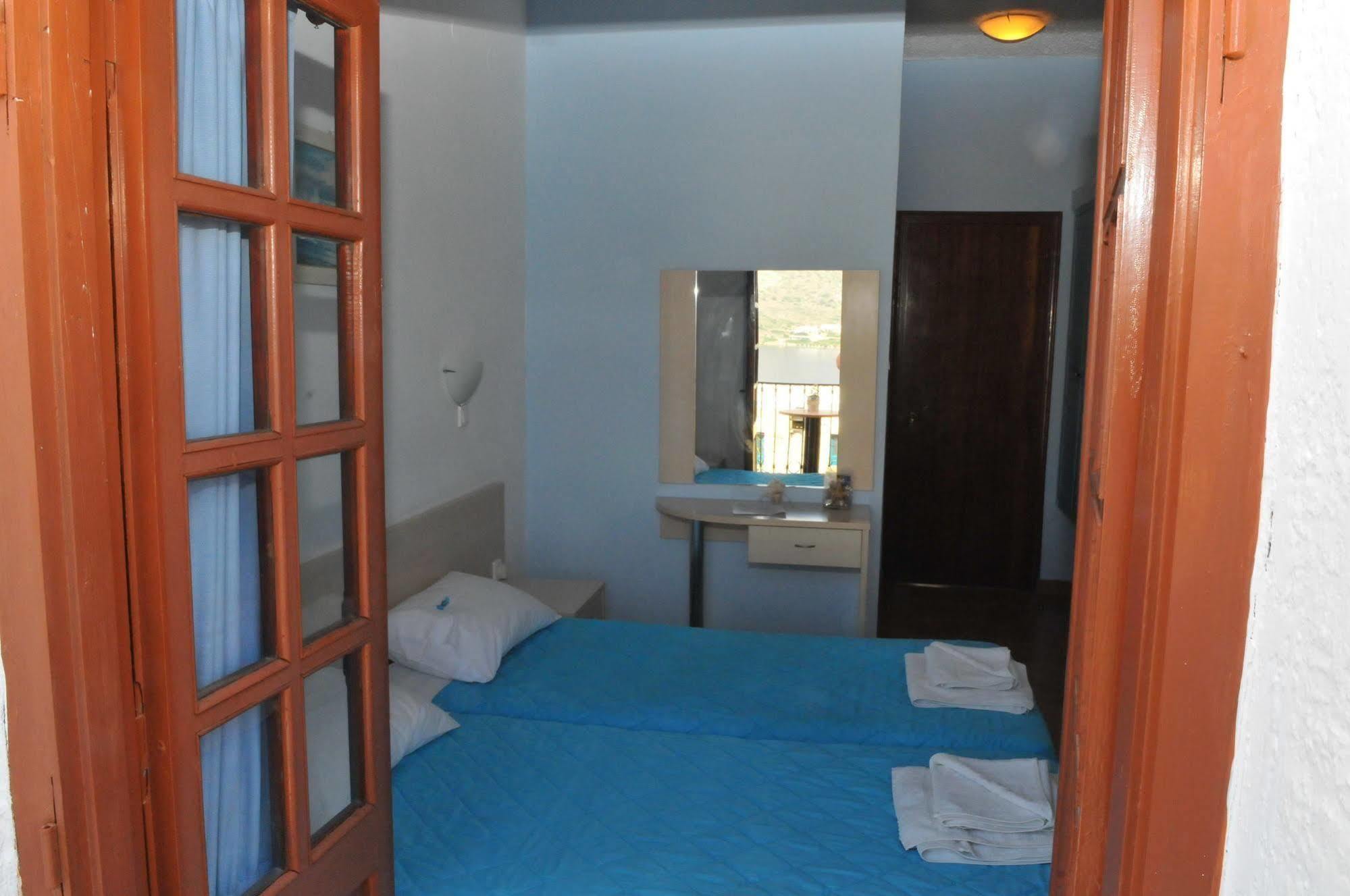 Vouros Palace Massouri Extérieur photo