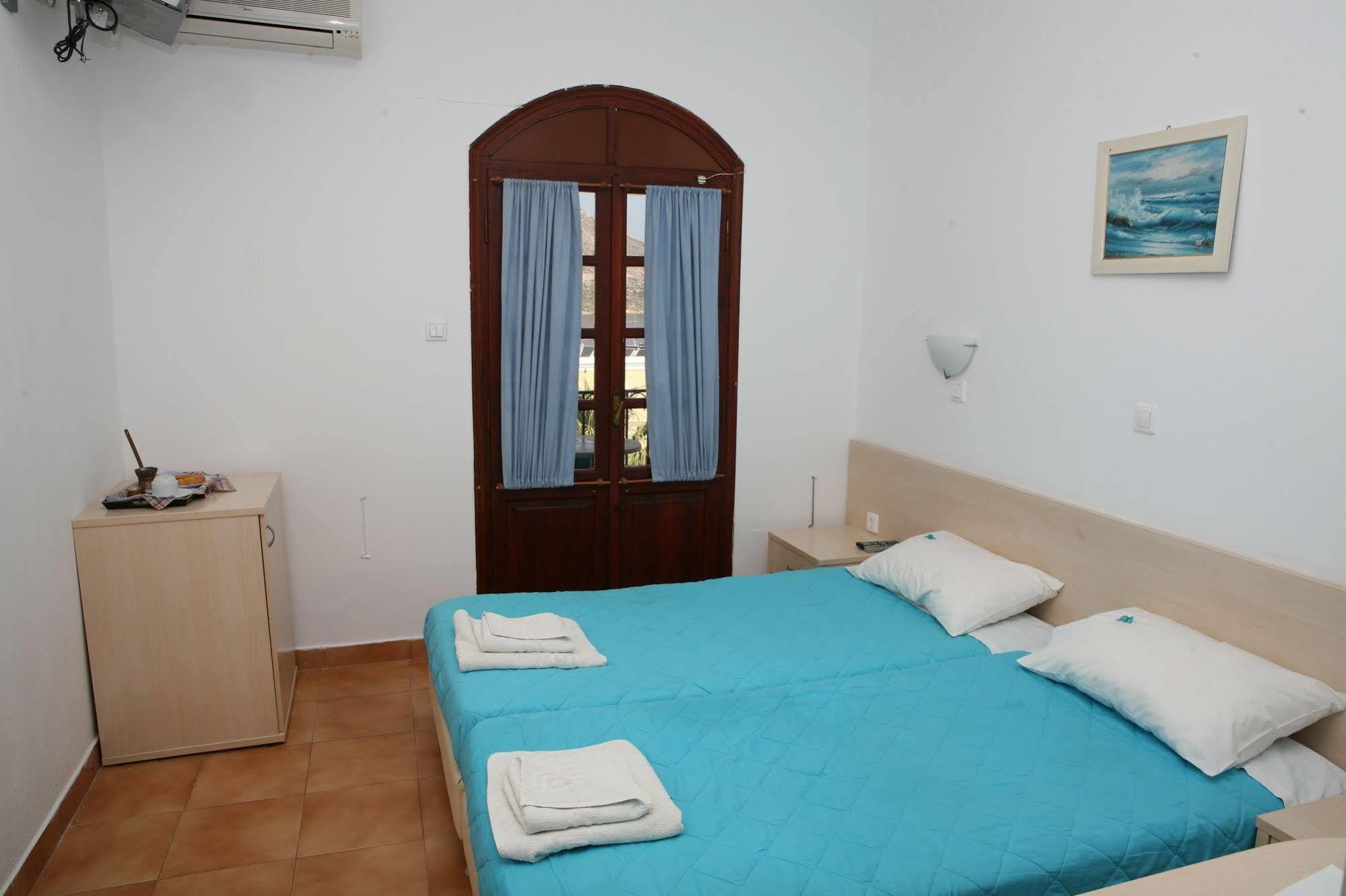 Vouros Palace Massouri Extérieur photo